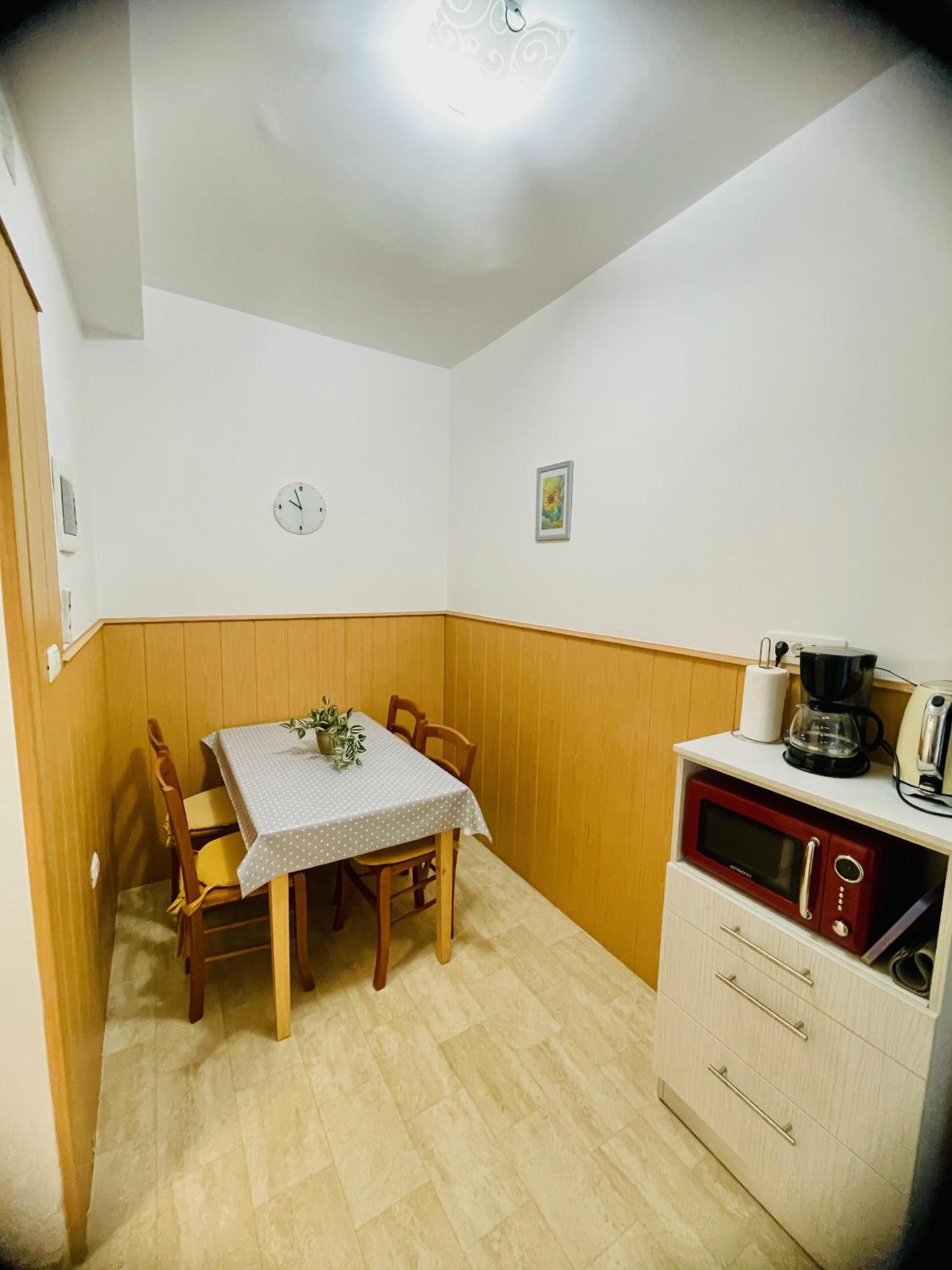 Viler Apartments Изола Экстерьер фото