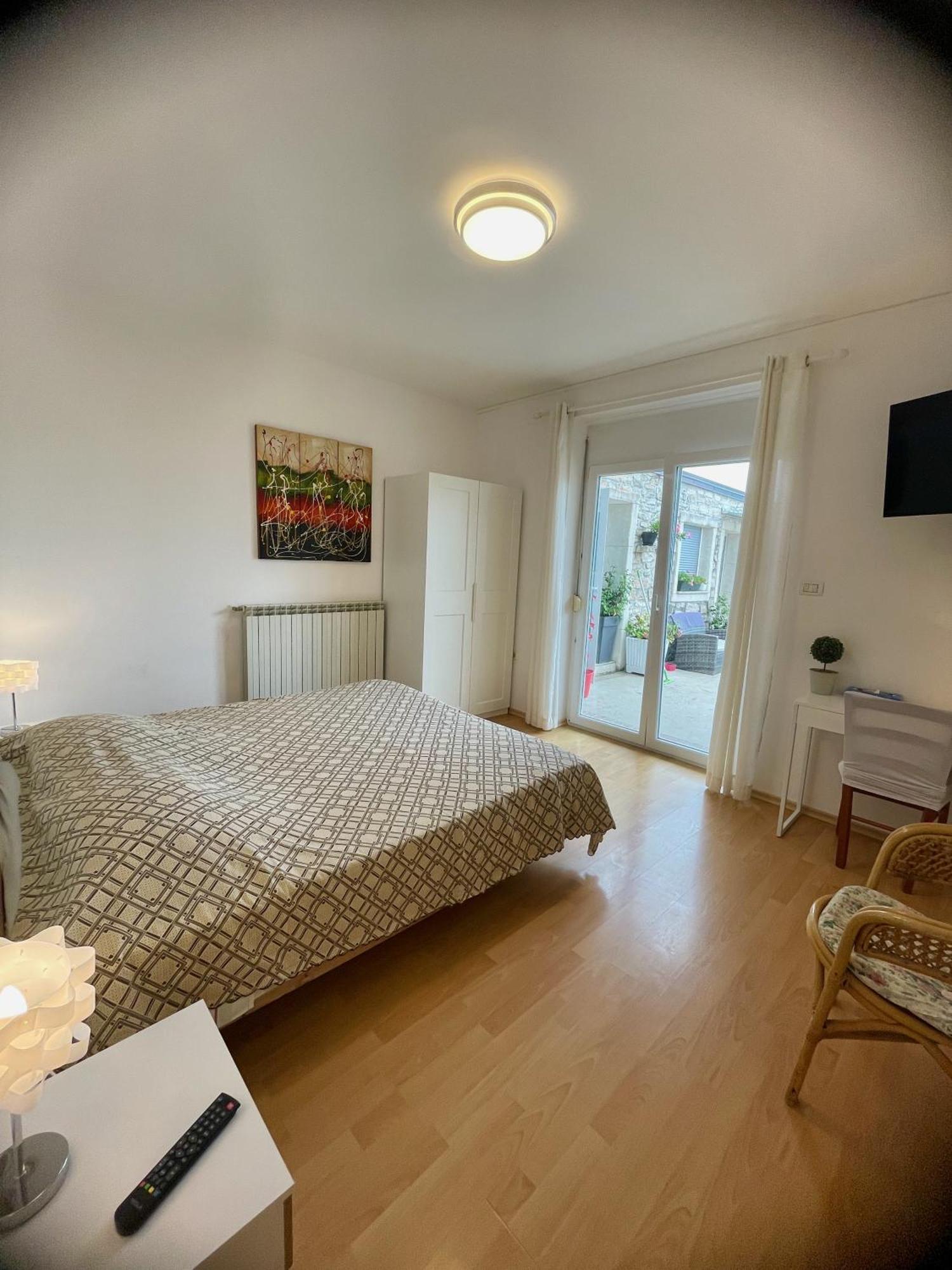 Viler Apartments Изола Экстерьер фото